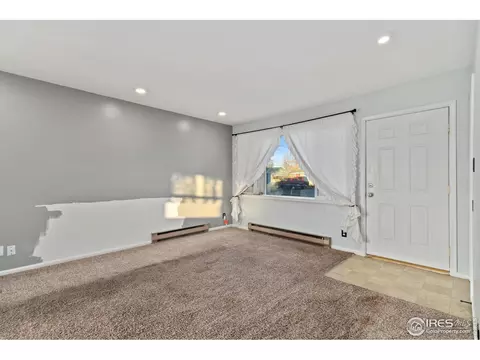 1015 7th St, Berthoud, CO 80513 photo 4