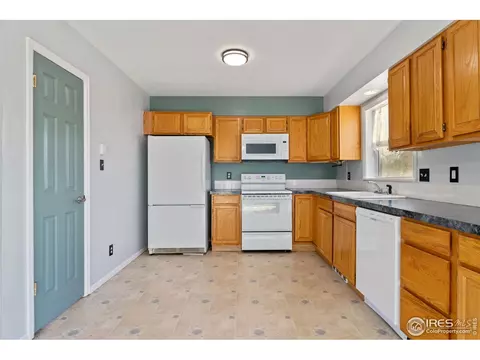 1015 7th St, Berthoud, CO 80513 photo 9