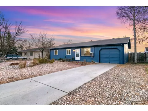 1015 7th St, Berthoud, CO 80513 photo 2