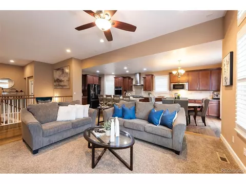 23544 E Minnow Dr, Aurora, CO 80016 photo 5