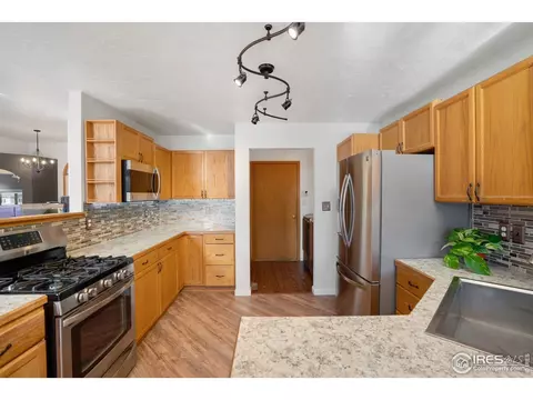 1218 33rd St, Evans, CO 80620 photo 4