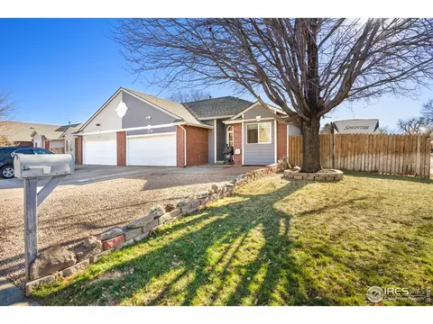 1218 33rd St, Evans, CO 80620 photo 2