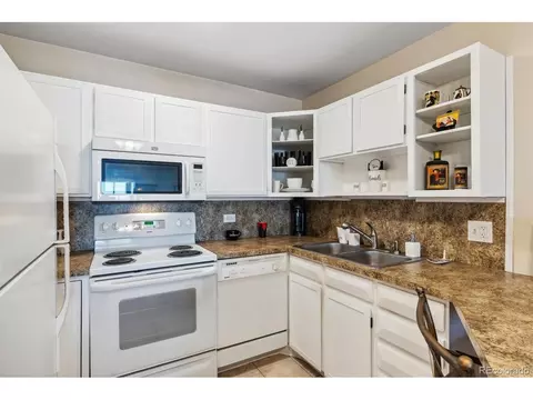 350 S Clinton St #6D, Denver, CO 80247
