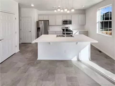20028 E 62nd Ave, Aurora, CO 80019 photo 10