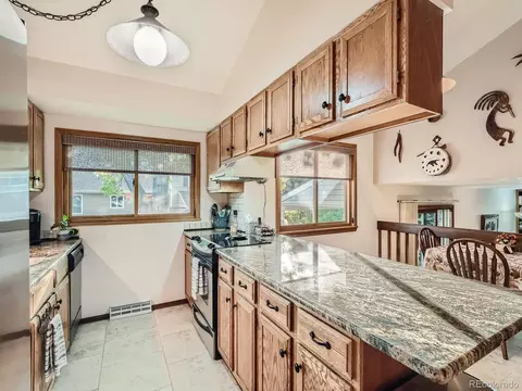 2304 S Eldridge Ct, Lakewood, CO 80228 photo 11