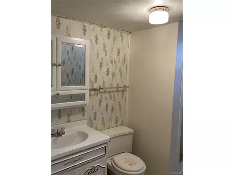 Undisclosed, Aurora, CO 80013 photo 16