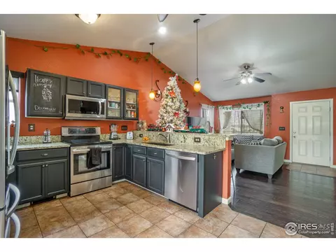 4205 Phlox Ln, Evans, CO 80620 photo 7