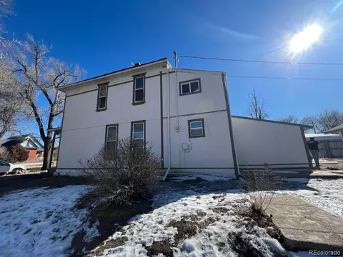 402 Carson Ave, La Junta, CO 81050 photo 3