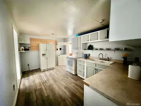 402 Carson Ave, La Junta, CO 81050 photo 26
