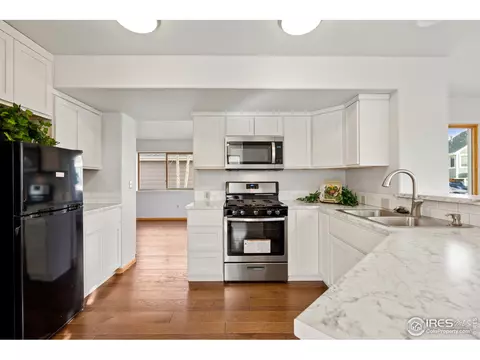211 Welch Dr, Lyons, CO 80540 photo 5