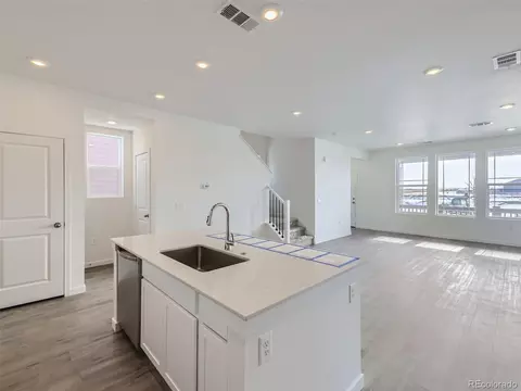 745 Aspen Ave, Bennett, CO 80102 photo 11
