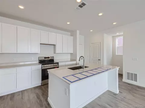 745 Aspen Ave, Bennett, CO 80102 photo 10