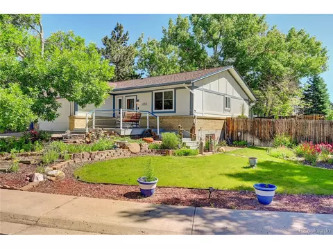 13911 W Warren Dr, Lakewood, CO 80228