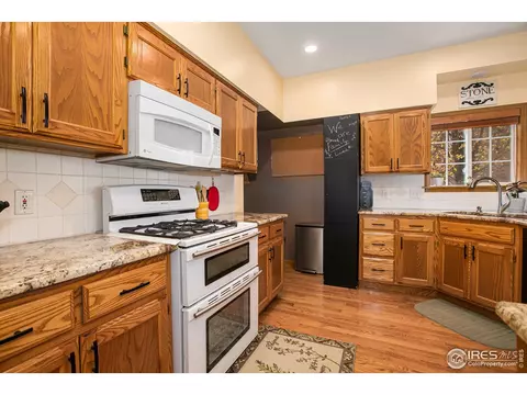 213 E Michigan Ave, Berthoud, CO 80513 photo 17