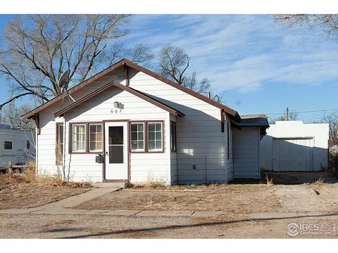 607 N Division Ave, Sterling, CO 80751 photo 3