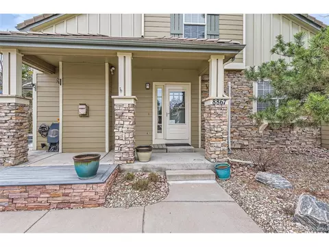 8867 Edinburgh Cir, Highlands Ranch, CO 80129