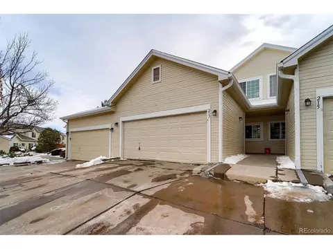 213 Quari St, Aurora, CO 80011 photo 4