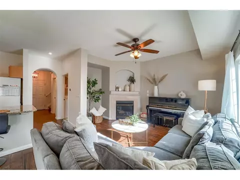 213 Quari St, Aurora, CO 80011 photo 6