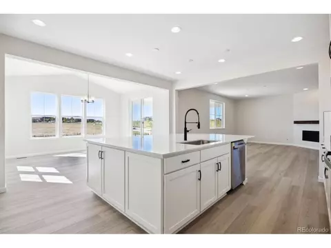27604 E Indore Dr, Aurora, CO 80016 photo 6