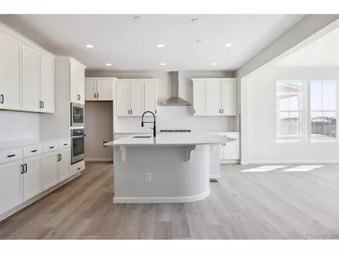 27604 E Indore Dr, Aurora, CO 80016 photo 4
