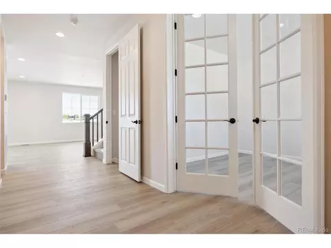 27604 E Indore Dr, Aurora, CO 80016 photo 3