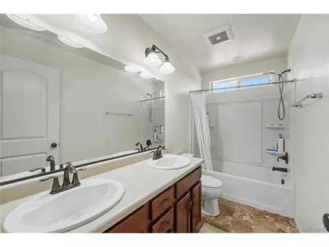 19130 E Adriatic Cir, Aurora, CO 80013 photo 32