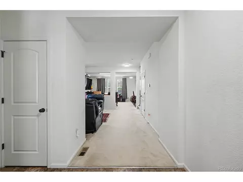 19130 E Adriatic Cir, Aurora, CO 80013 photo 7