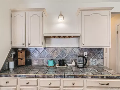 21480 E Aberdeen Dr, Centennial, CO 80015 photo 13