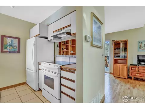 68 Huron Ct, Boulder, CO 80303 photo 3