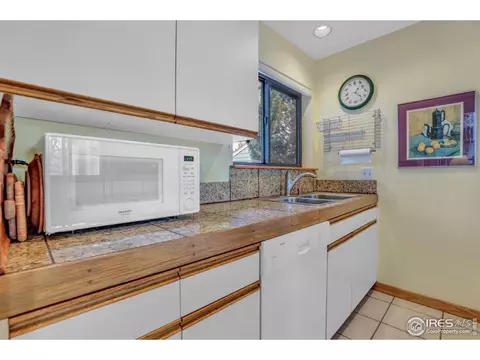 68 Huron Ct, Boulder, CO 80303 photo 4