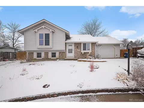 21164 E Powers Cir, Centennial, CO 80015