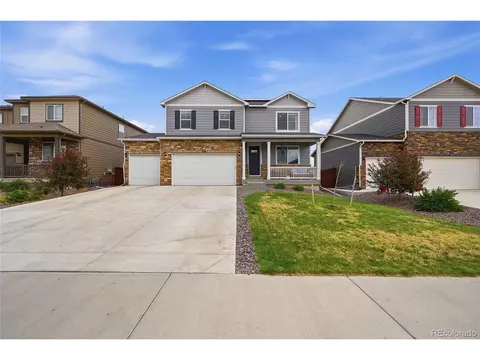 281 Raven Ln, Johnstown, CO 80534