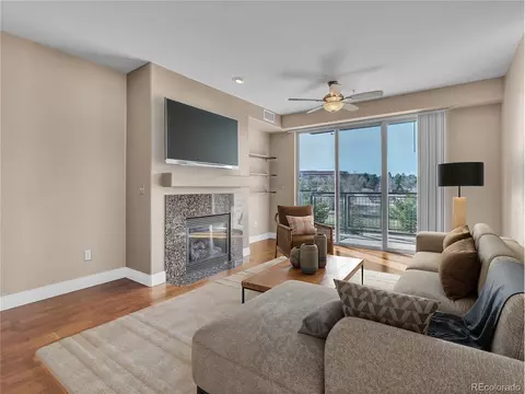 9019 E Panorama Cir #D217, Englewood, CO 80112