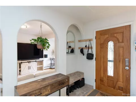 8365 S Brentwood St, Littleton, CO 80128