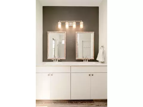 Bath - 26810 E Cedar Ave, Aurora, CO 80018 photo 1 of 4