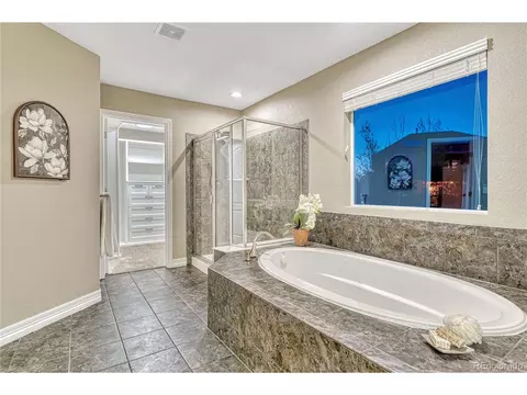 Bath - 27208 E Jamison Pl, Aurora, CO 80016 photo 4 of 7