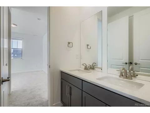 Bath - 15403 W Dequesne Ave, Morrison, CO 80465 photo 2 of 2