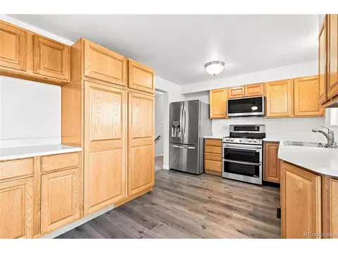 Kitchen - 528 Apollo Ct, Lone Tree, CO 80124 photo 2 of 2