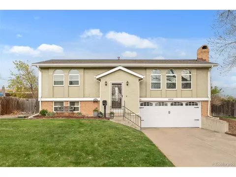 6854 S Willow St, Centennial, CO 80112