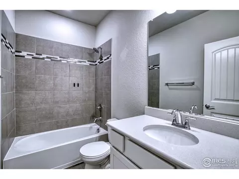 894 Winding Brook Dr, Berthoud, CO 80513 photo 17