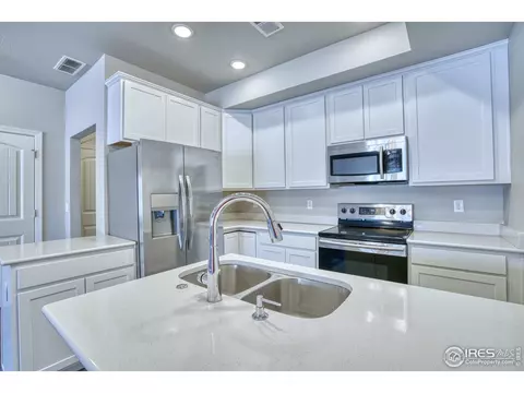 894 Winding Brook Dr, Berthoud, CO 80513 photo 7
