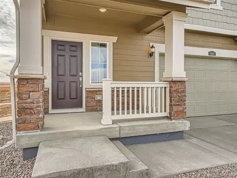 669 Heartland Dr, Bennett, CO 80102 photo 4