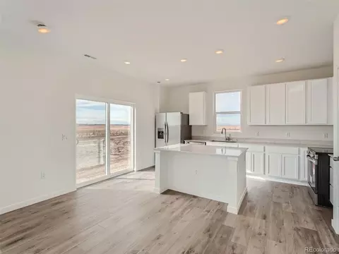 669 Heartland Dr, Bennett, CO 80102 photo 10