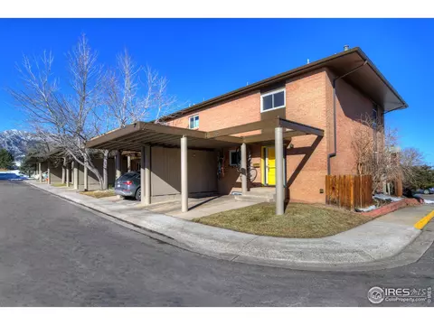 1554 Chambers Dr, Boulder, CO 80305 photo 1