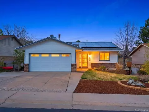 2271 S Beech Way, Lakewood, CO 80228