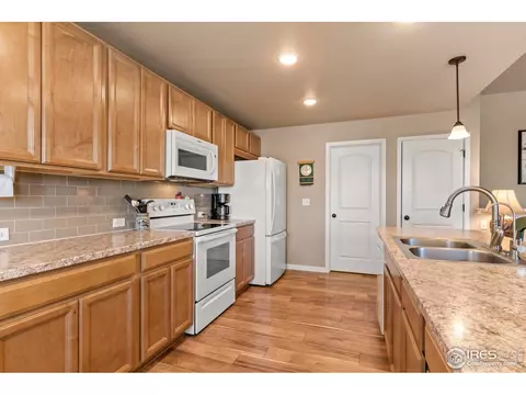 1215 Bison Way, Wiggins, CO 80654 photo 9