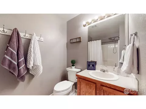 3202 Mariners Landing Dr, Evans, CO 80620 photo 24