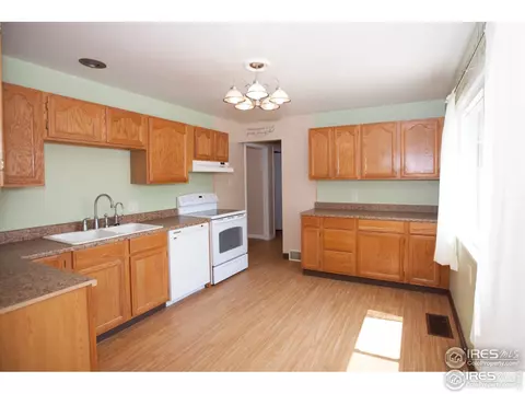 213 Logan St, Sterling, CO 80751 photo 7