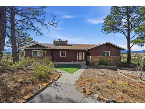 7518 Vincent Dr, Colorado Springs, CO 80920