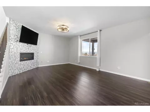 6591 S Addison Way, Aurora, CO 80016 photo 4
